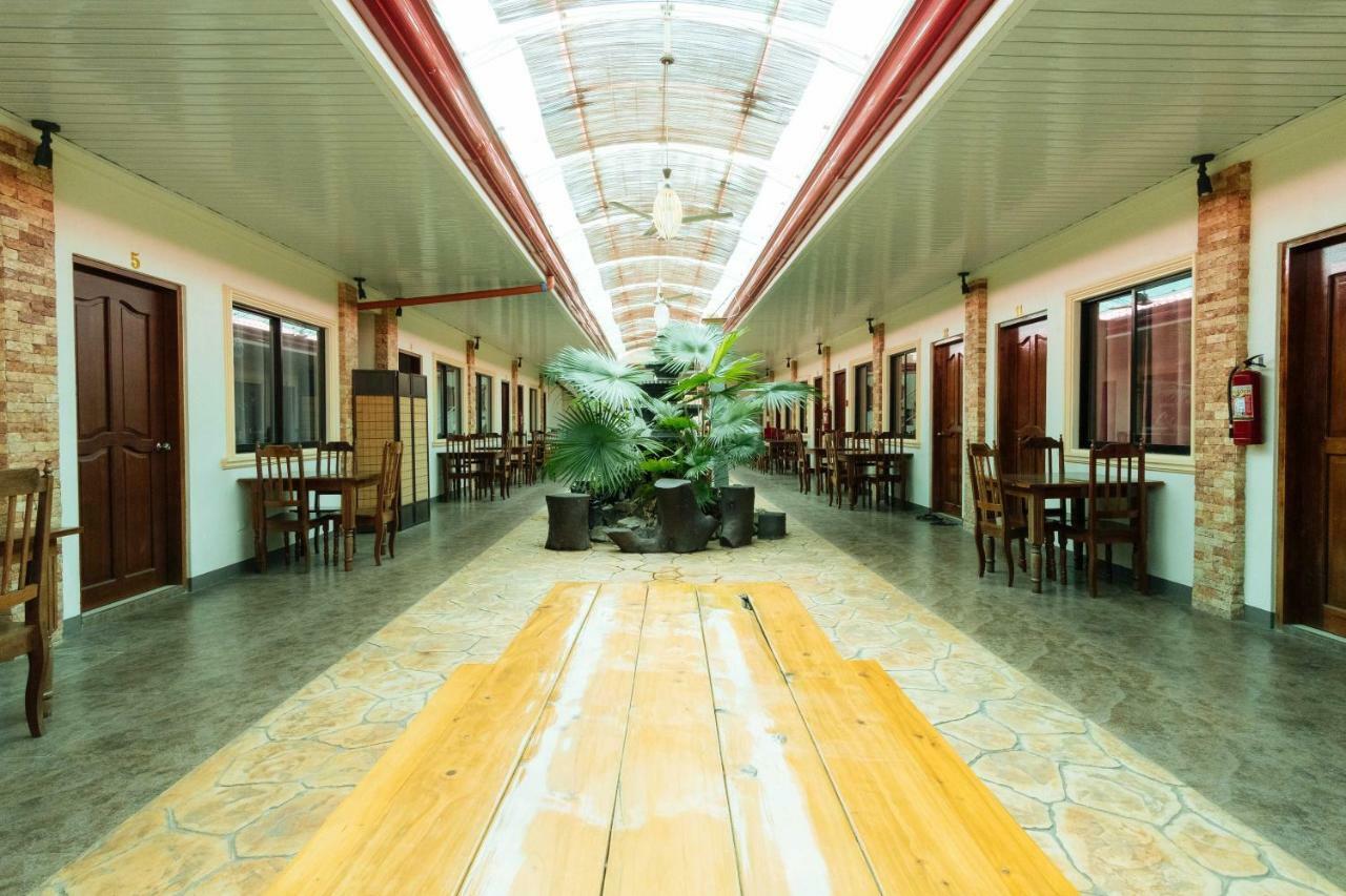 Reddoorz Premium Near Pristine Beach 푸에르토프린세사 외부 사진