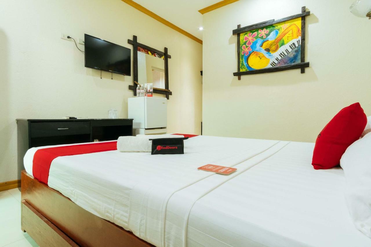 Reddoorz Premium Near Pristine Beach 푸에르토프린세사 외부 사진